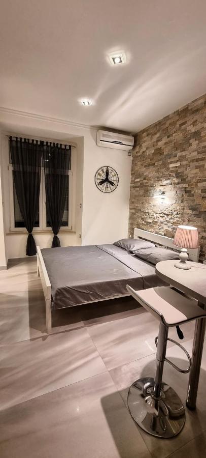 Apartment Amfiteatar Pula Exterior foto